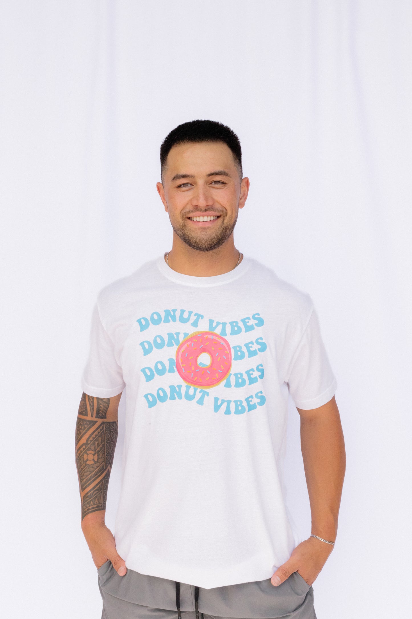 Donut Vibes Large Logo